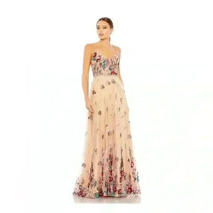 Mac Duggal Women's Embellished Floral Detail A Line Gown Size 8 NWT